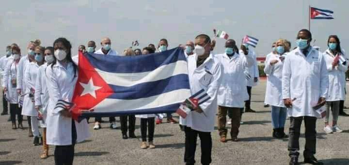 IsabelE65383792's tweet photo. #Cuba es y seguirá siendo una luz de esperanza para los pueblos del mundo, porque a la solidaridad no la podrán bloquear. #58AniversarioColaboracionMedica #CubaCoopera #CubaPorLaVida #MINSAP #CubaSalvaVida https://t.co/EXBNOUAE40