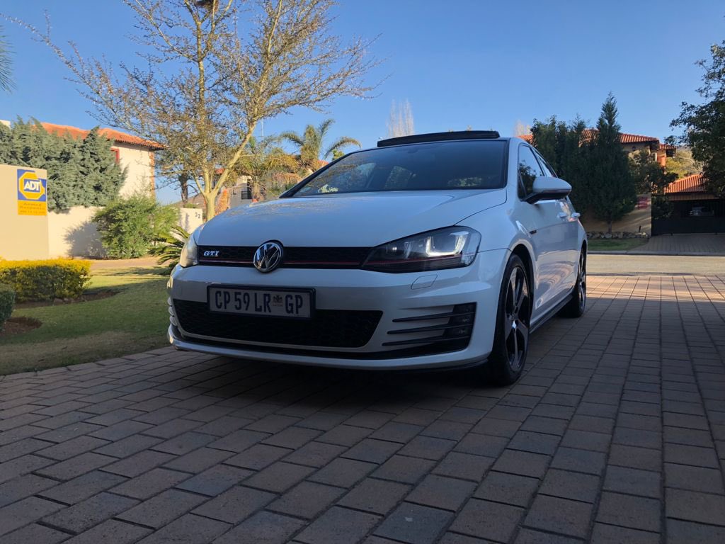 Guys they just stole 1 of our cars White Golf 7 GTI reg CP 79 LR GP please retweet for awareness