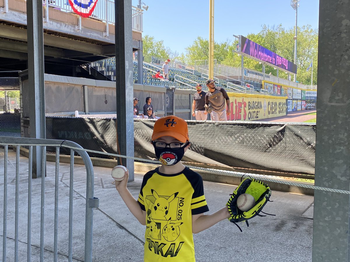 Megan Ward tweet media