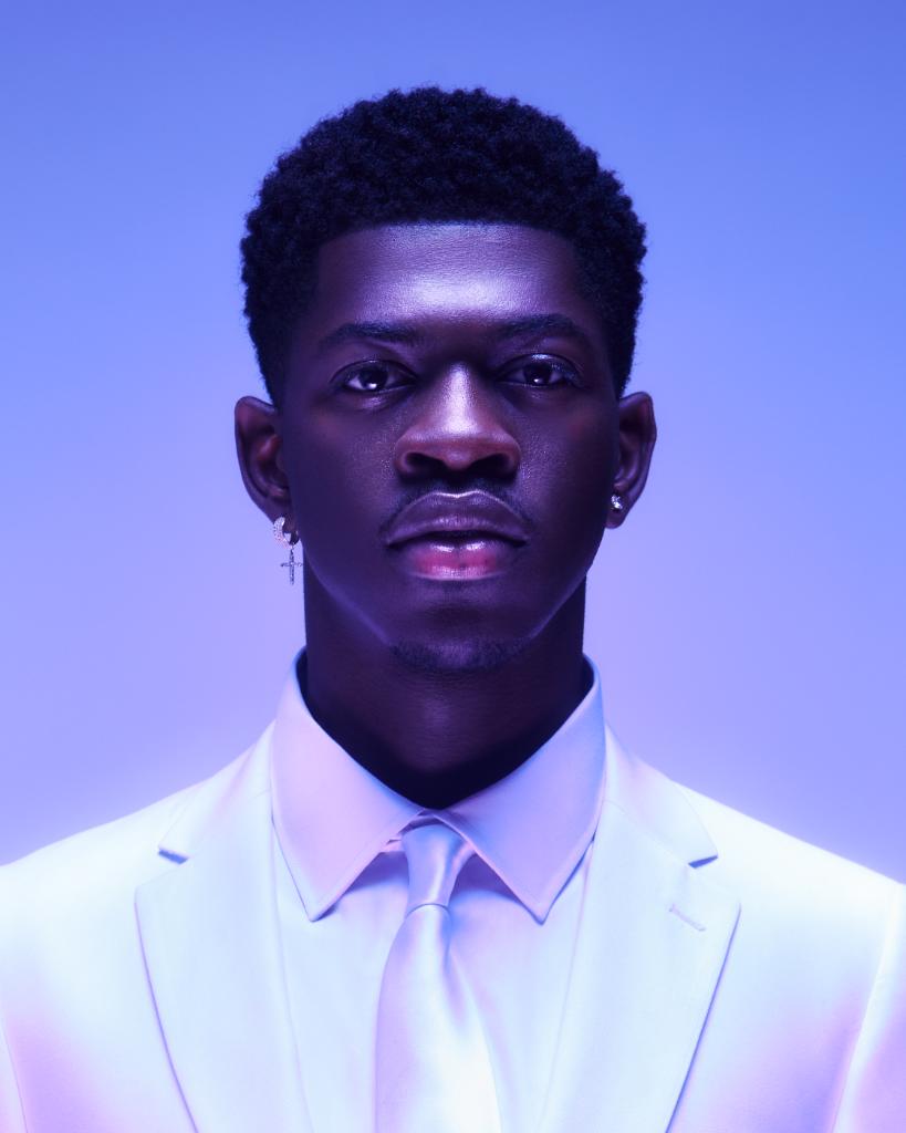amazonmusic's tweet photo. .@LilNasX peels back the layers in his latest track, "SUN GOES DOWN" ☀️ 🌙  

Listen in 3D, now on Amazon Music 🔊: https://t.co/zwiWc1ye85 https://t.co/yuWM3zWIiV