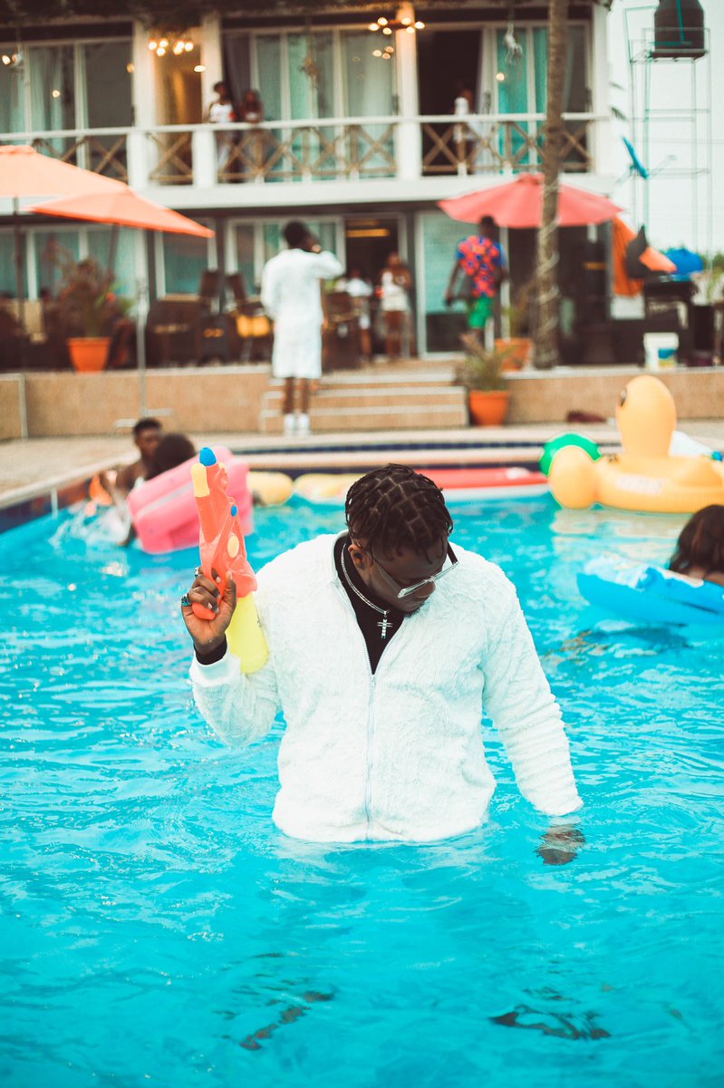 Pheelz🐘🤟🏾 tweet media