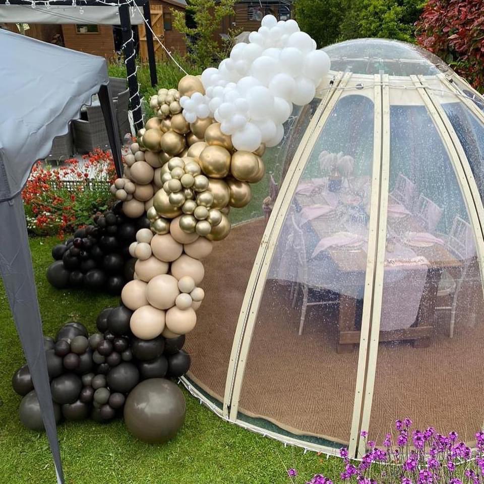 Something_Party's tweet photo. Another busy day yesterday, decorating balloons to this outdoor pod for birthday celebrations ๐ https://t.co/tCmvIaCbg3 #balloons #balloondecor #balloonshop #worcester #WorcestershireHour #balloonsofinstagram #balloonsforalloccasions #balloondecoration #balloondisplays https://t.co/J4WMQxayrR