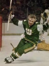 GchlNew's tweet photo. New start new season let’s go Whalers! https://t.co/DvbGLCseMr