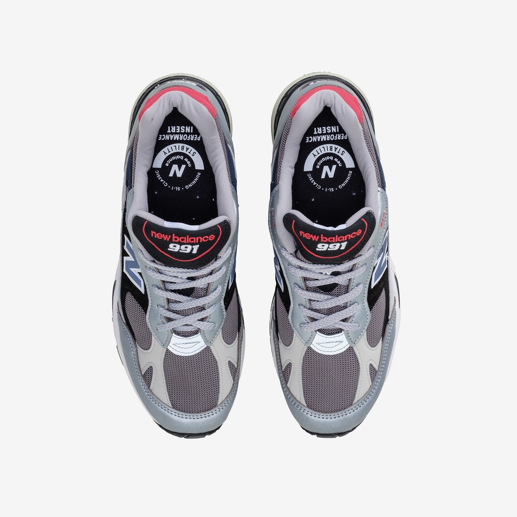 OTHboutique's tweet photo. New Balance: Made in UK 991 Silver
Now available online and in-store at OTH Downtown in very limited quantities. | https://t.co/lxRKICjPb4
#othsneakers #newbalance #madeUK https://t.co/8uxSdTf5n4