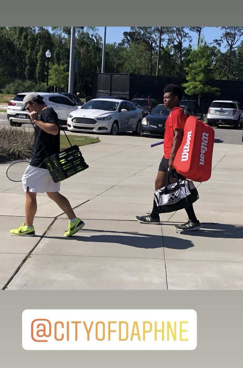 _KHAYLUP_'s tweet photo. Teamwork makes the dream work #athlete #athletes #tennisplayer #player #wilson #wilsontennis #wilsontennis_official #professional #serverlife #servesquad #tennis🎾 #tennisaddict #tennisguru #tenniscourt #tennislife #tennislifestyle

@WilsonTennis @Nikecourt @adidastennis https://t.co/udxiItpvI8