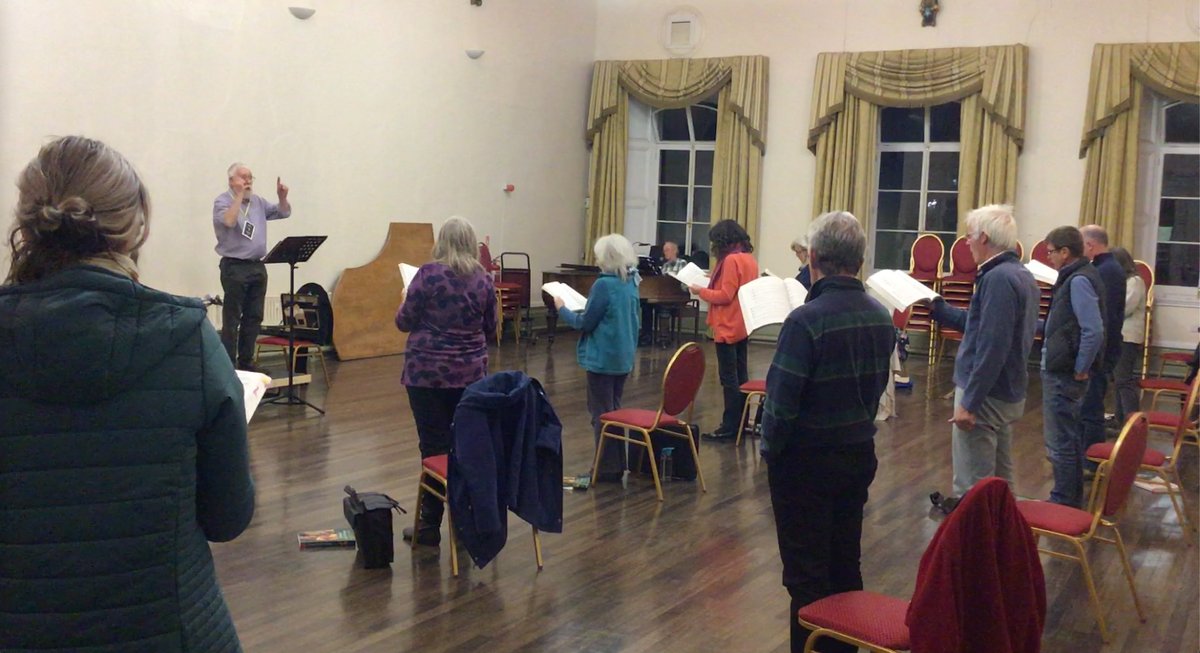 RolandFSmith's tweet photo. For @DCMS to unilaterally ban choirs from singing in groups of more than six without showing us the reasoning behind their decision is nothing but discrimination
@OliverDowden @MelJStride @andreajenkyns @BBCNews @ITVNews @Daily_Express @DailyMailUK #singingmatters  #ChoirsMatter https://t.co/uEtYkhPmd7