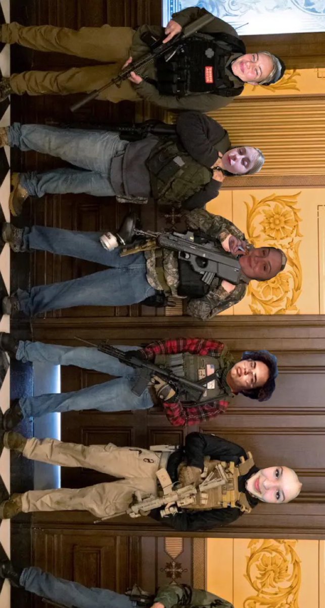 Mollyhendy's tweet photo. Dart daddies: Aili hietala, Molly Henderson, amanda walker, meadow piper, and Elizabeth moline @2021_nerf https://t.co/OooQDFZoDp