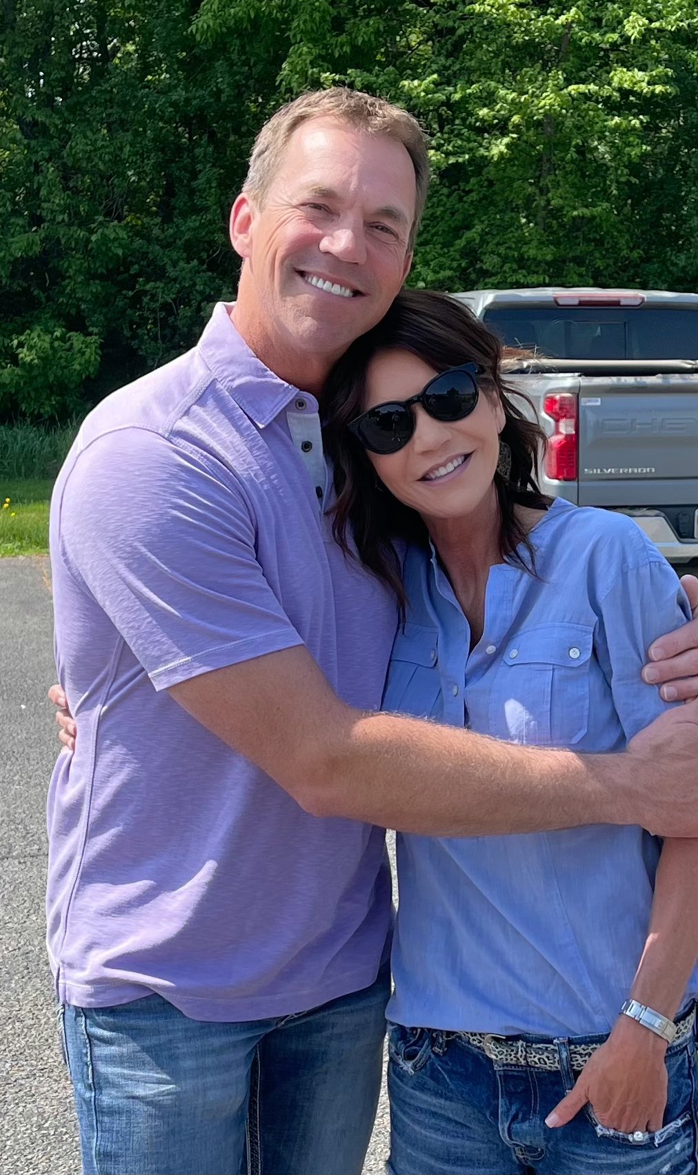 Kristi Noem on Twitter "29 years today! ️ Happy Anniversary Bryon!!…