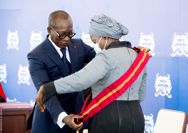 gouvbenin's tweet photo. Quelques photos officielles de la cérémonie d'investiture du #Prbenin S.E.M. @PatriceTalonPR ce dimanche 23 Mai 2021 au stade Charles de Gaulle de Porto-Novo. #Wasexo #InvestitureprBenin https://t.co/UvSYzLFY6i