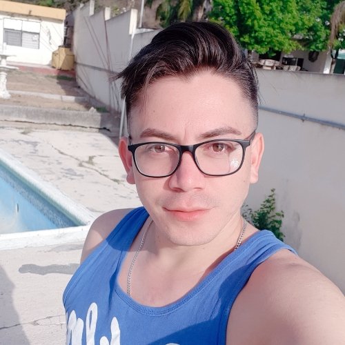 Anij2507's tweet photo. #NuevaFotoDePerfil #Leo ♌ https://t.co/1YCRnZCv3N