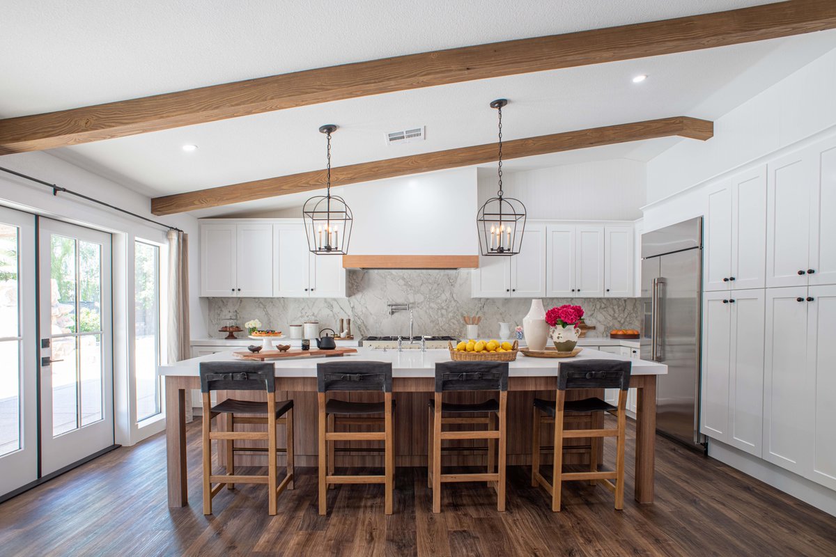 Jonathan Silver Scott tweet media