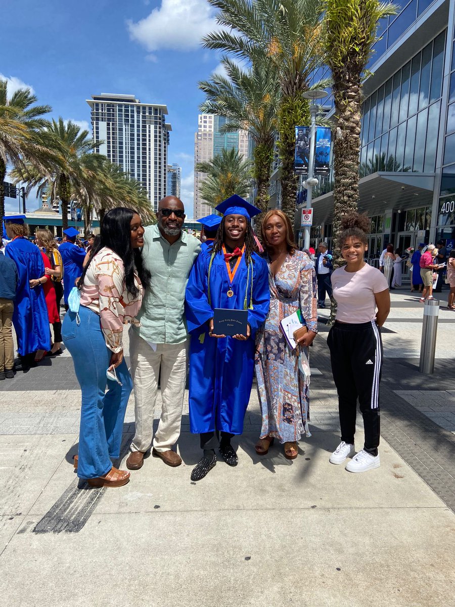 JudgeJaden's tweet photo. It finally hit me! I really graduated High School. Thank you again West Orange for all the memories. This will always be my home. 4 Out, Valhalla💙🧡 #WestOrangeCounty #WOAlum #WOHS21 #FSUBound @WestOrangeFB @WestOrange_OCPS @WohsPtso https://t.co/SKRgEYvPJv