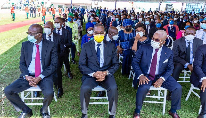 Quelques photos des membres de <a href="/gouvbenin/">Gouvernement du Bénin 🇧🇯</a> présents à la cérémonie d'investiture du #Prbenin S.E.M <a href="/PatriceTalonPR/">Patrice TALON</a> ce dimanche 23 mai 2021 au stade Charles de Gaulle de Porto-Novo. #Wasexo #InvestitureprBenin