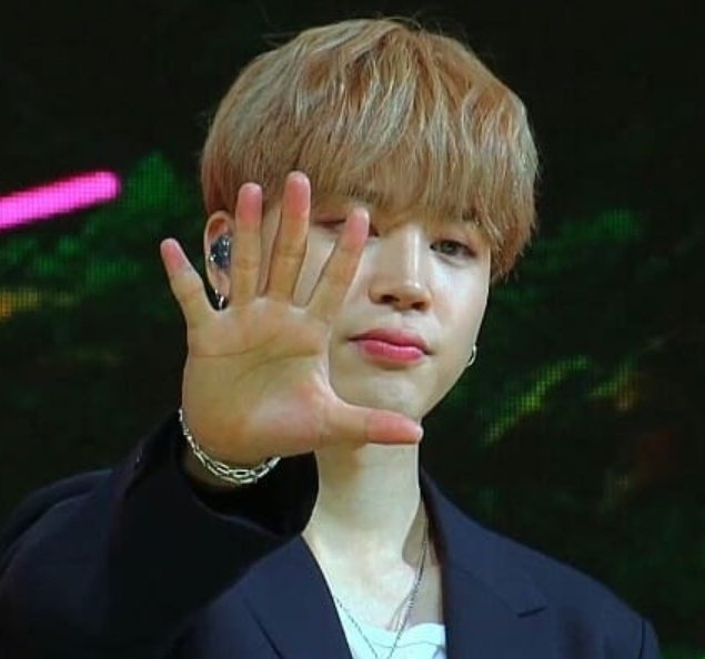 x:kaç yaşındasın Jimin?
Jimin: