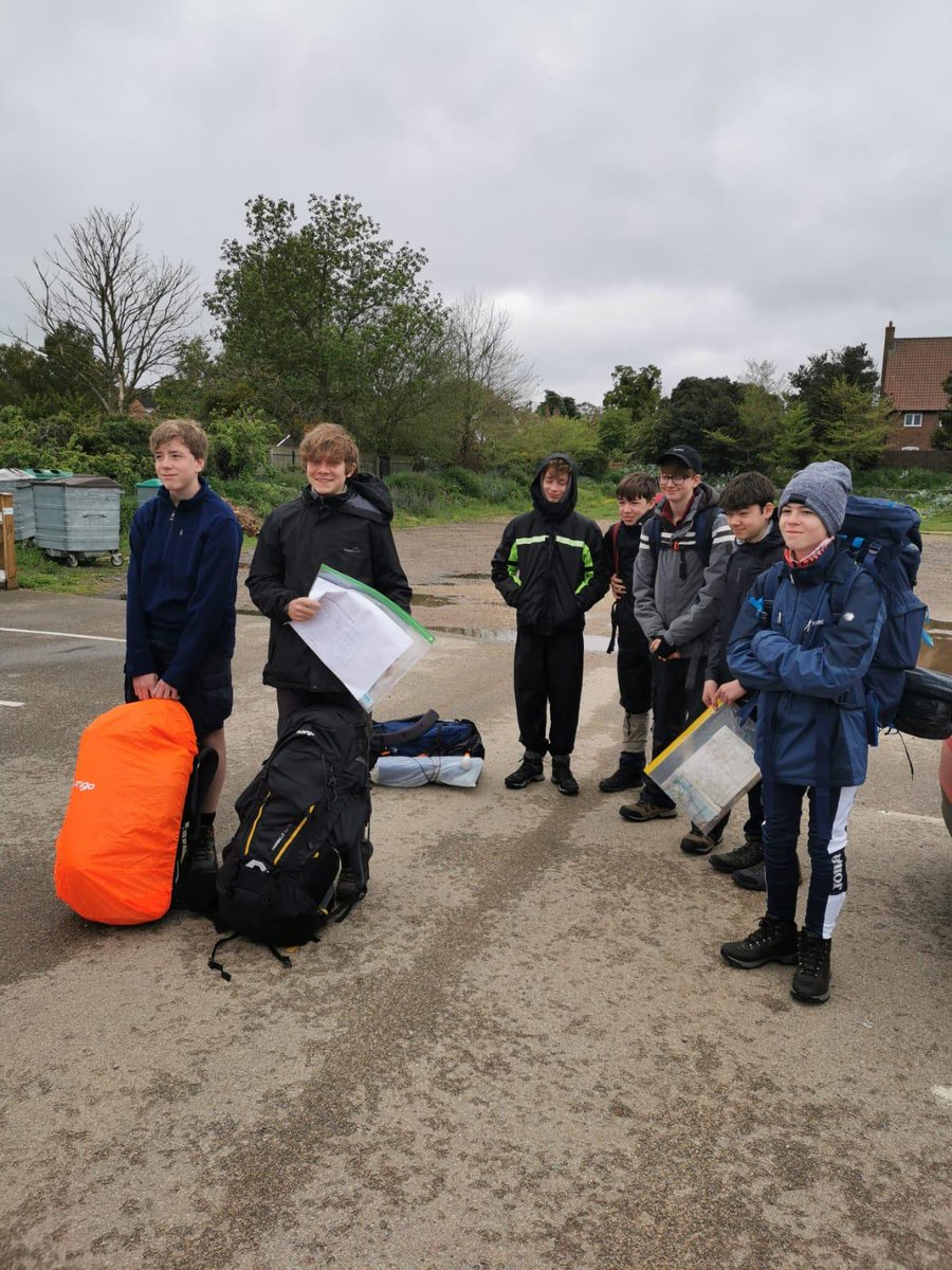 Hadleigh High School tweet media