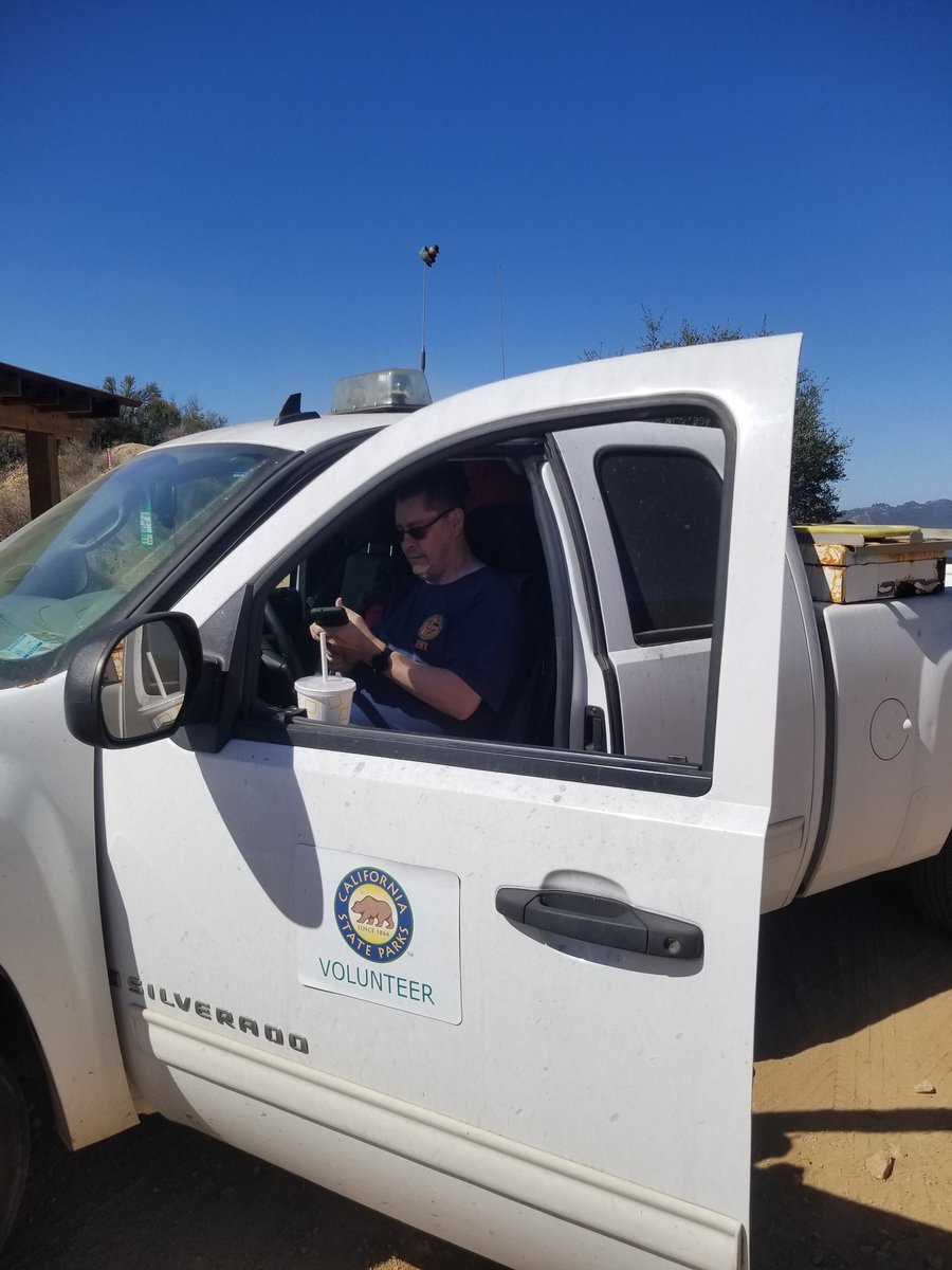 Crew8LA's tweet photo. #TopangaStatePark Remains closed today. We are supporting efforts to ensure public safety. Please find alternate recreation areas to enjoy
#PalisadesFire #parkclosed #trailclosed #topanga #mulholland #reseda #RetweeetPlease #publicsafety #volunteerlife #santamonicamtns https://t.co/bLgVVQIXez