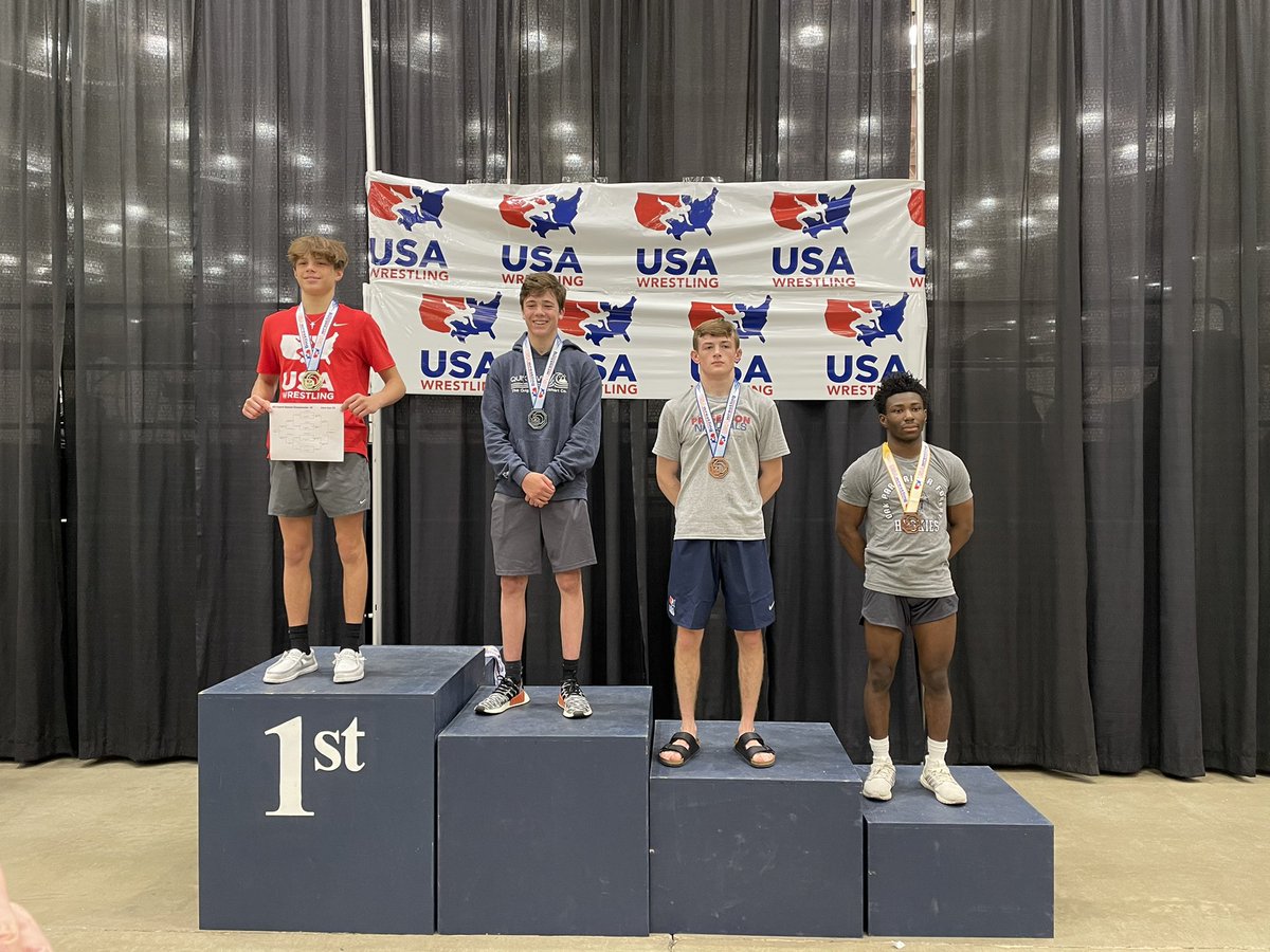 dart141's tweet photo. @AvonWrestlingOH https://t.co/6FMIlPFDme