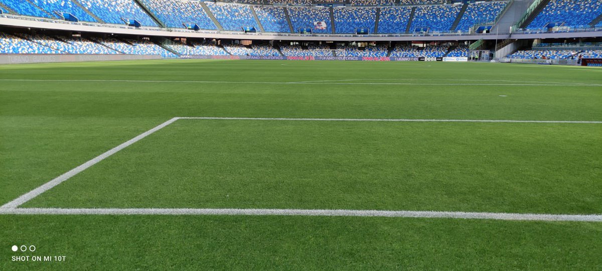 publigreensnc's tweet photo. Ecco le linee al Diego Armando Maradona 
         - Napoli vs Verona 😎😎😎

Terreno di gioco davvero splendido 🤩🤩

(Credits Marrone Costantino Nicola)
#Napoliverona #SamaSport #Atom #Atomic #lineebrillanti @bowcom https://t.co/1kdNuUfSsi