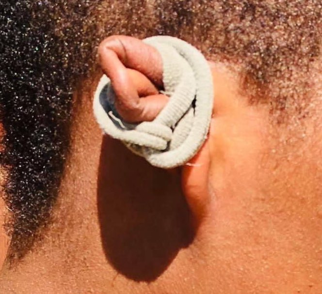 Masses: There’s insecurity everywhere!!😭 What’s president Buhari doing about it?

Buhari: