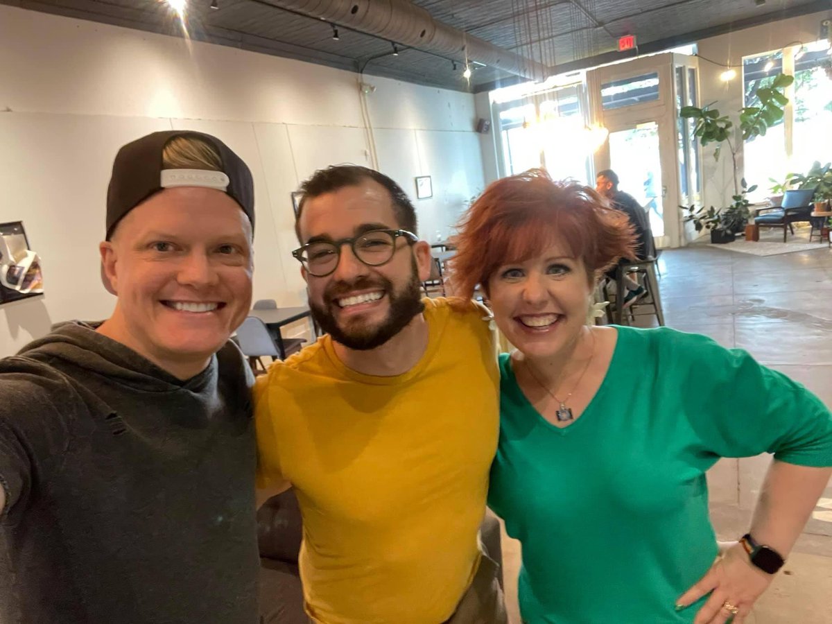andymcfayden's tweet photo. This Wednesday is βJuiceBox Storytime With President Shereeβ so we are getting juice for #LucasMatthew and #HannahRene @86ColdPress ππ―β€οΈπ€©βοΈπβ
https://t.co/e7vssoYC7R