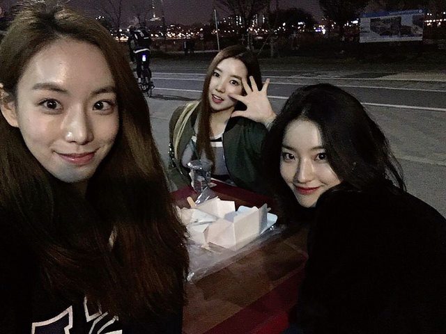 oldfromis's tweet photo. #이새롬 https://t.co/wZPxXsIy19