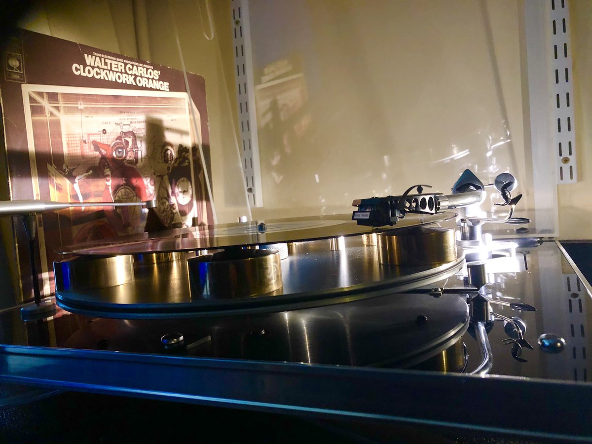 “I viddied that thinking is for the gloopy ones and that the oomny ones use like inspiration and what Bog sends. For now it was lovely music that came to my aid.”