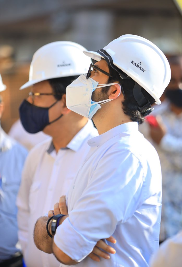 NiteshMankar20's tweet image. Safety is important...
Wear Double mask 😷 !!
#doublemasking 
@AUThackeray