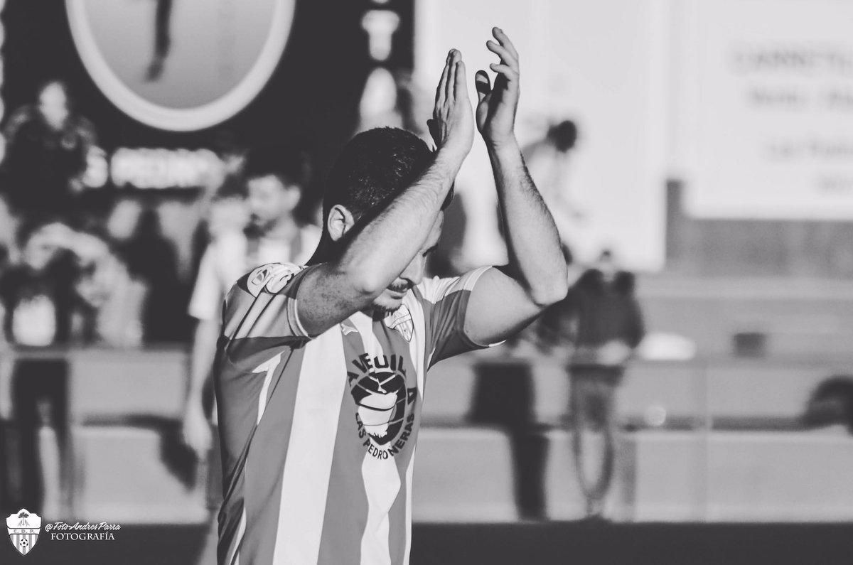 santicabeza10's tweet photo. Gracias @frenTpedroneras ❤️ @CD_Pedroneras 😔 https://t.co/tgx2PdGdcB