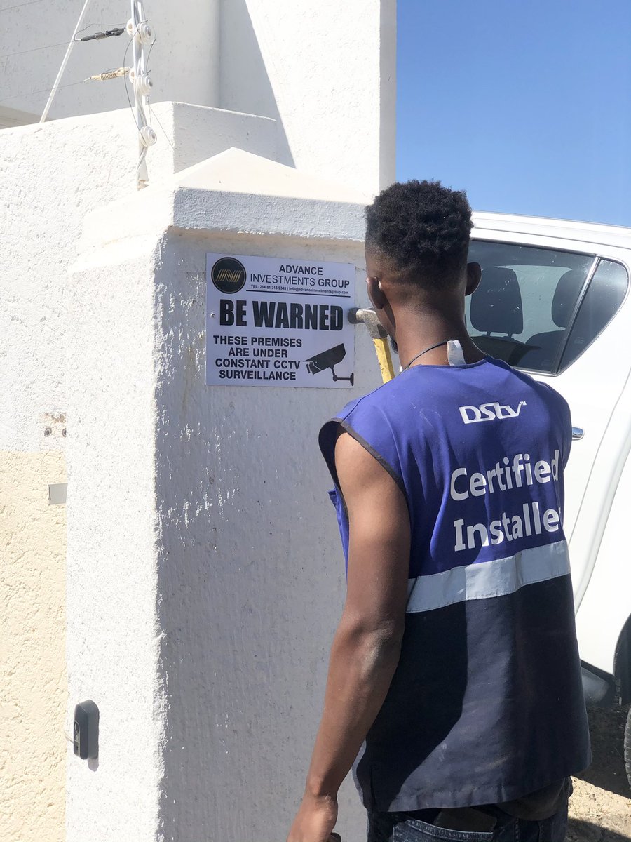 AdvanceInvestm1's tweet photo. OUR SERVICES🇳🇦

•GARAGE DOORS
•ALARM SYSTEM 
•GATE MOTORS/AUTOMATION
•CCTV CAMERAS
•ELECTRIC FENCING
•DSTV INSTALLATION 
•ADVANCE VEHICLE TRACKING 

☎️0813159343 
📧info@advanceinvestmentsgroup.com https://t.co/yGXHxjI6oM