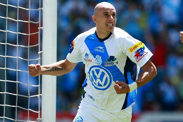 Acosta_03's tweet photo. Bueno hoy yo creo que es el partido más importante para @ClubPueblaMX y sé que dejaran todo dentro de la cancha  (jugadores) y fuera también (afición) hoy se gana y se pasa a la final 💪🏻 como siempre mi apoyo a la distancia 💪🏻💪🏻⚽️🇺🇾 #LaFranjaQueNosUne https://t.co/5o1mqxEHCo
