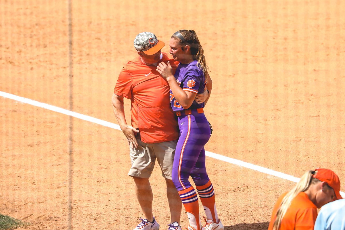 Special moment as the Rhoads Stadium crowd gives Valerie Cagle a well-deserved round of applause!