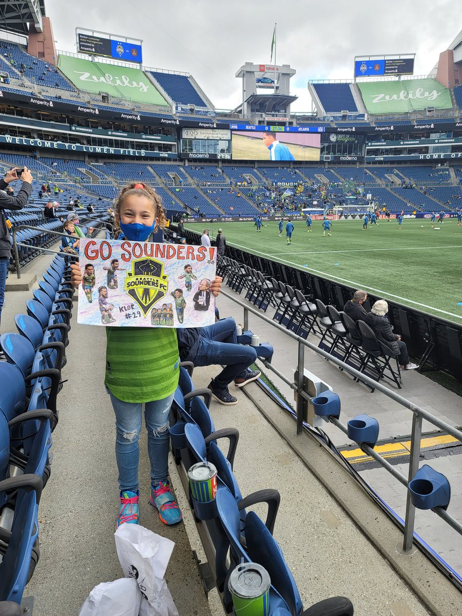 smfvf2's tweet photo. Let's go Sounders!!! #soundersmatchday https://t.co/X8xVxituPp