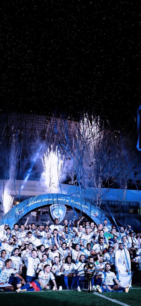ksa_moly's tweet photo. وكأنني اضربُ بِالرُمحِ قَائلًا الأرضُ ارضي والزَمانُ زماني ياهلال💙💙🤍 https://t.co/ZgRIbFWAAQ