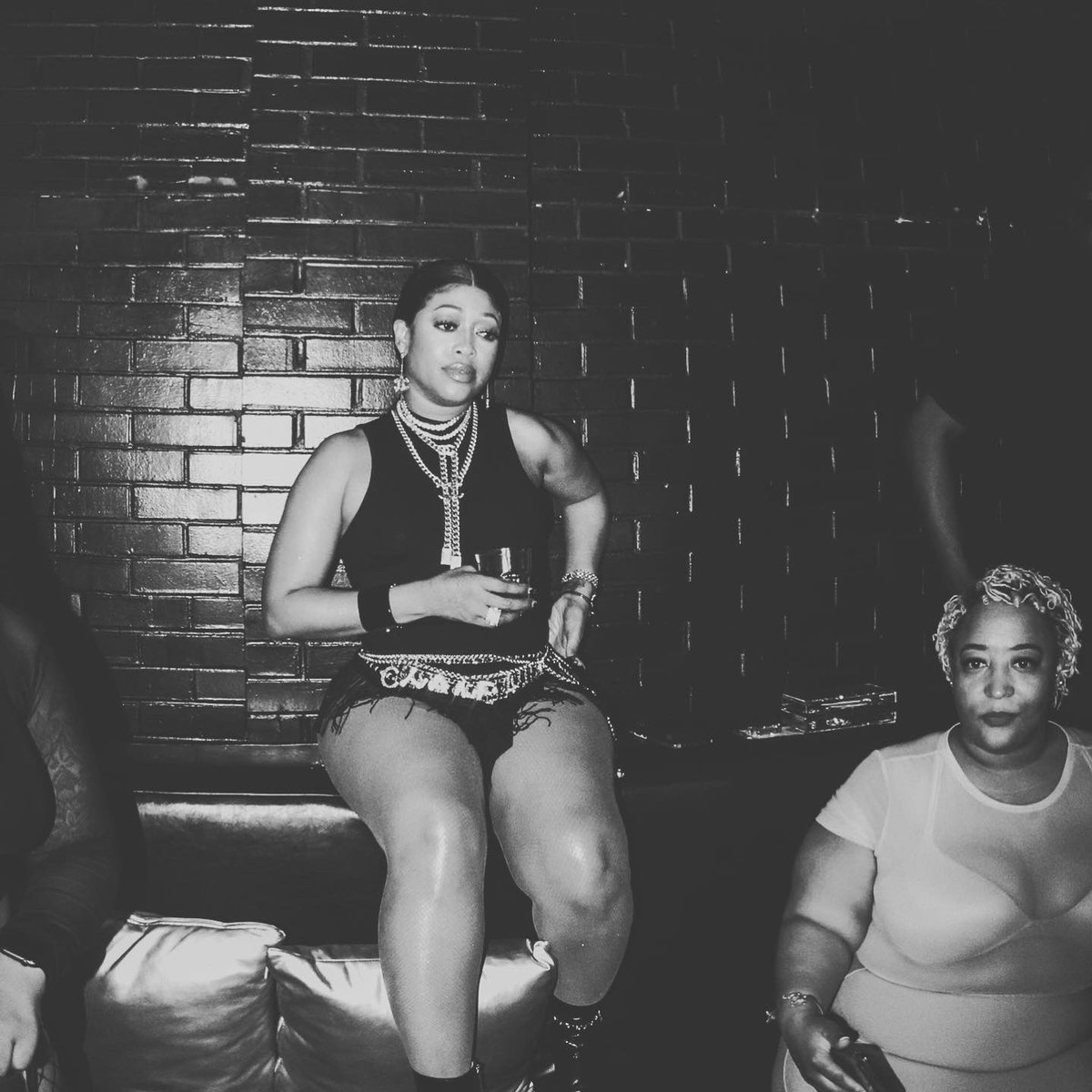 ACoreyBphoto's tweet photo. @TRINArockstarr killed it last night 🔥
#CoreyBphotography #btswithcoreyb https://t.co/zhhHggecbh