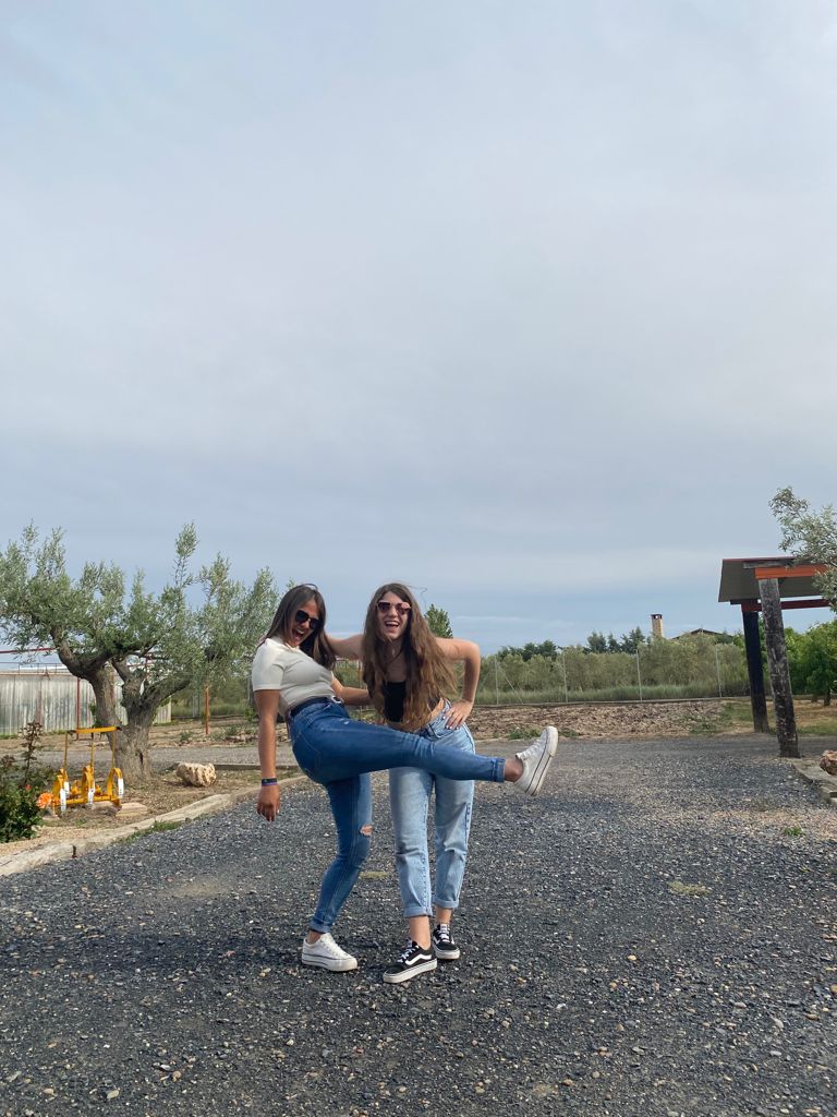 NoemiMartinez96's tweet photo. 🍀💛 https://t.co/akV2mSh4aN