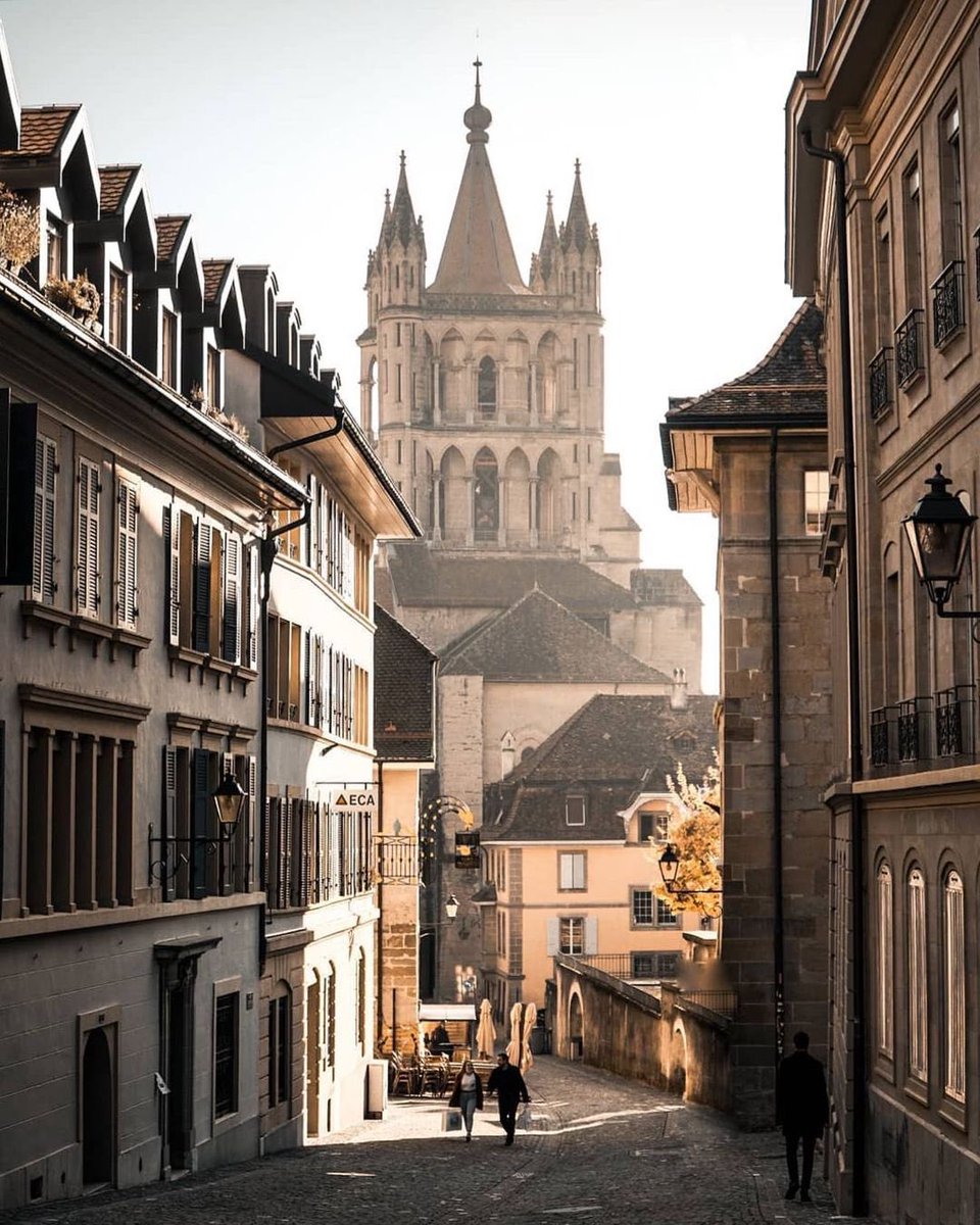 Arch_Revival_'s tweet photo. Beauty Matters

[Lausanne, Switzerland] https://t.co/Hxmc9FIzY2