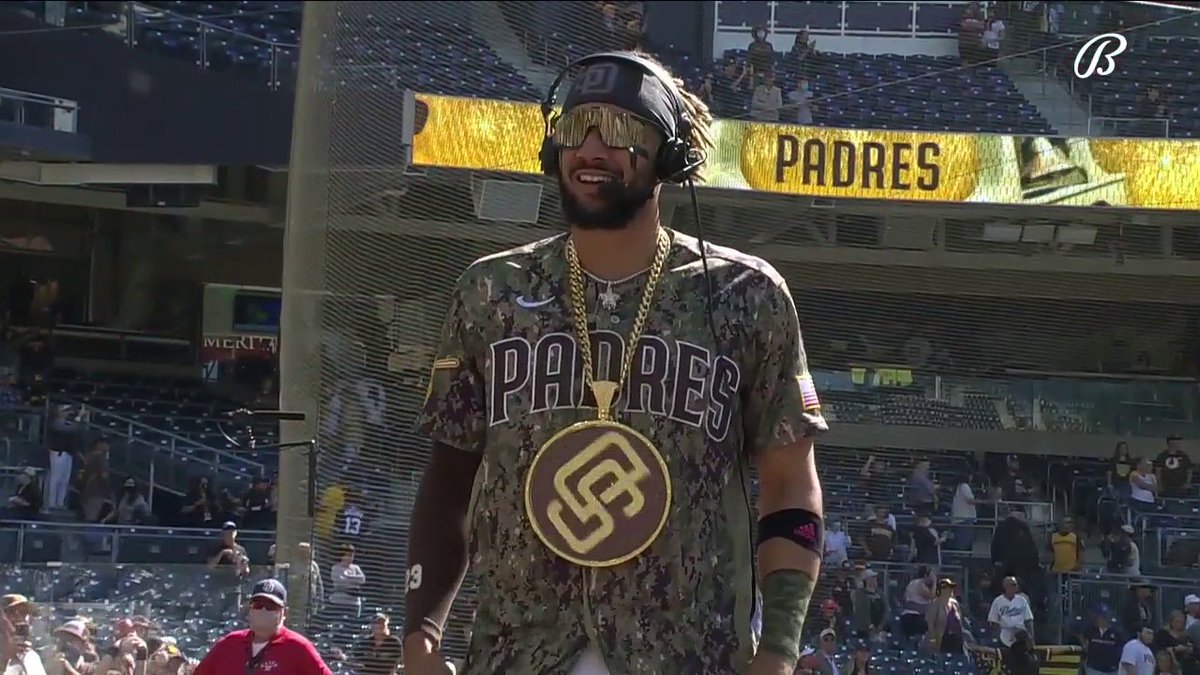 Mariners at Padres / Twitter
