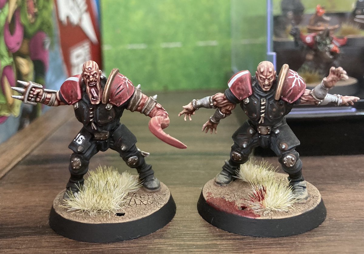 lhoyosb's tweet photo. Here are the latest 2 (mutant) humans. Only the troll is missing for having all players done.
#bloodbowl #bloodbowlteams #paintingwarhammer #kitbashing #warhammercommunity #chaospact #chaospactteam #chaosrenegades #bloodbowl2020 #paintingbloodbowl #paintingbloodbowlteams https://t.co/sEWZBe42I1
