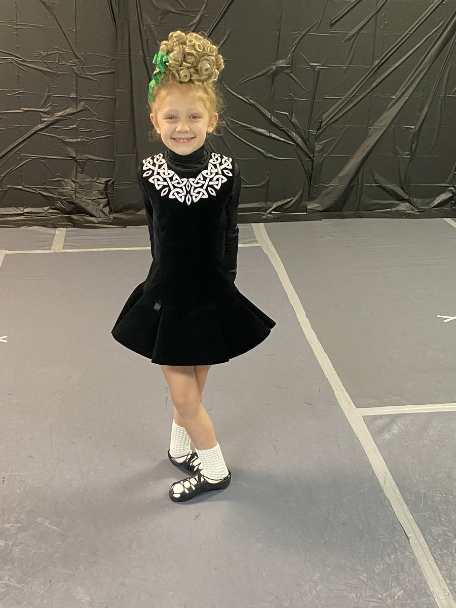 So much fun Online Feis-filming this weekend, we’ll done dancers &amp; parents!  #MARIrishDance #JigwithJamieson ☘️💚🕺🏻🏆