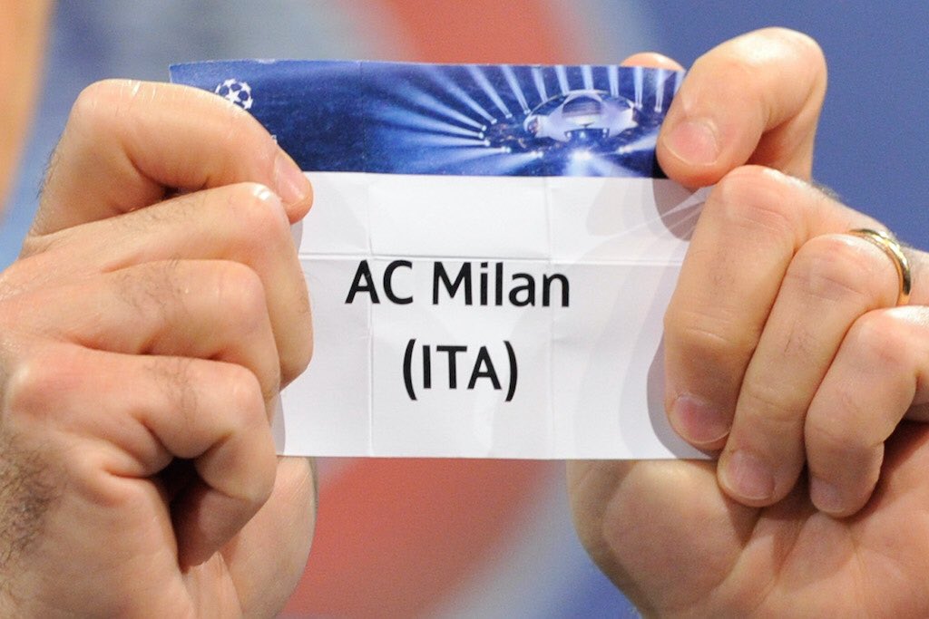 2927 días después el Milan se vuelve a clasificar a Champions.

🔴⚫️