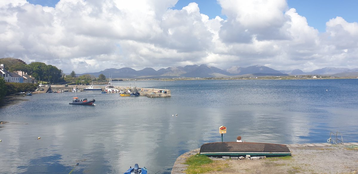 RoundstoneHouse's tweet image. Between the showers this afternoon in the west. 

*There was only one shower by the way😂

#connemara #WildAtlanticWay #tourism #discoverireland #travel #travelgalway #roundstone #travelling #discovergalway #galway #aranconnemara