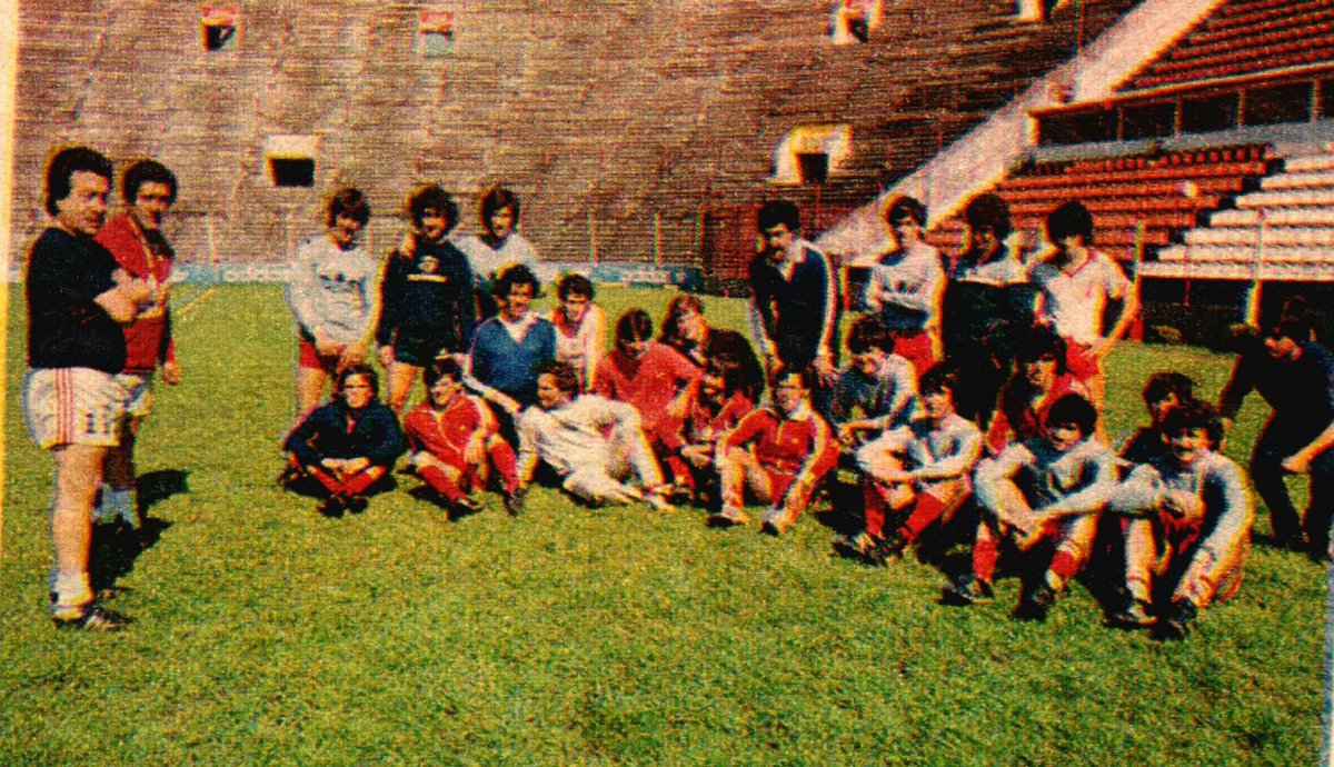 Parte III: Volvemos al 2do semestre de 1984, ya había sido evitado el remate del Ducó. Restaba conocer el futuro de la sede social y la continuación deportiva del club. Sigue 👇