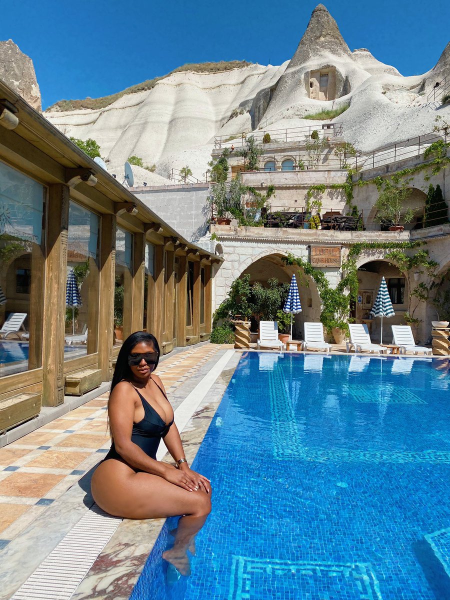 JillianKayy's tweet photo. Cappadocia, Turkey https://t.co/xvcfmut6Tz
