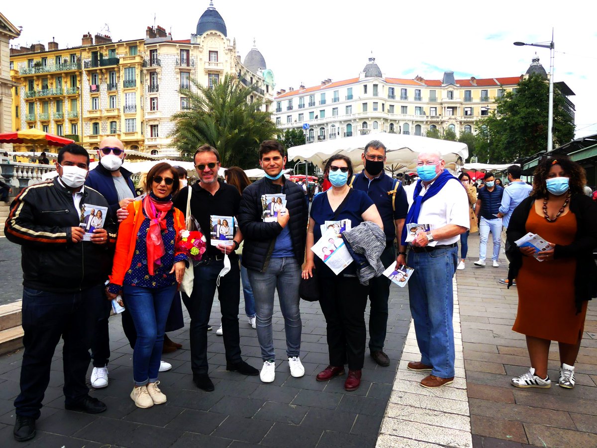 canton_nice5's tweet photo. Ce dimanche @CedricRoussel06 est venu à la rencontre des habitants de la Libération et soutenir nos candidatures!

#pieggiderradj #departementales2021 #LaREM #larem06 #modem #modem06 https://t.co/8Bx3AYlRTd