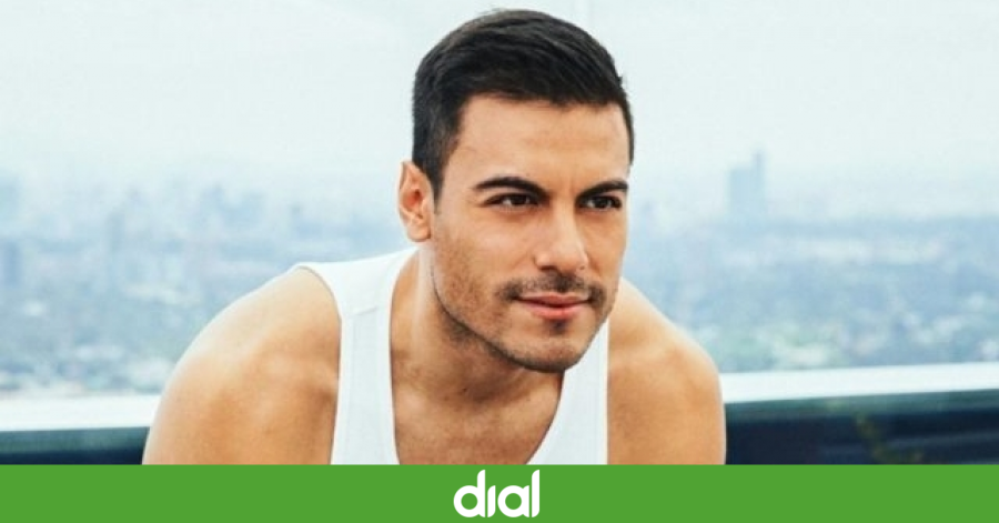 Cadena_Dial's tweet photo. Carlos Rivera (@_carlosrivera ) recuerda un aniversario muy especial que afecta a las fans españolas 

➡️https://t.co/V34MTNcw2t https://t.co/7UVOubosfJ