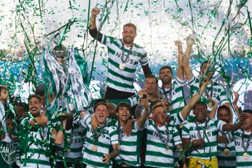 FootballTalkHQ's tweet image. This Season:

Atlético Madrid won a first league title since 2014

Inter won a first league title since 2010

Sporting CP won a first league title since 2002

Rangers won a first league title since 2011

Lille OSC won a first league title since 2011.

So many great stories🙌⚽️