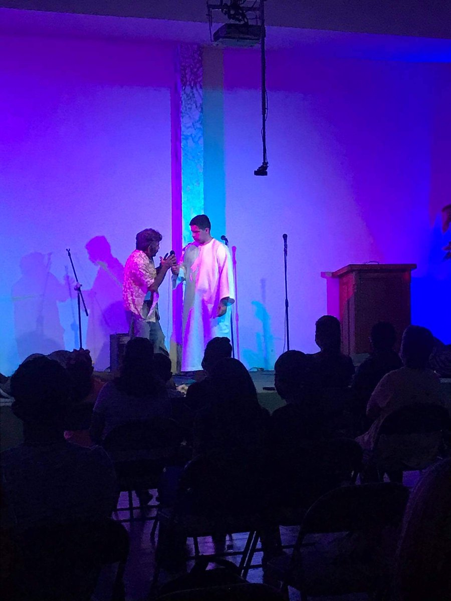 CFMHermosillo's tweet photo. Buen tiempo este sábado con la visita de toda la iglesia hija de la Col. Solidaridad en Hermosillo, presentando unas obras de teatro y música rap. 

#cfmpics #Hermosillo https://t.co/rXZAHBihly