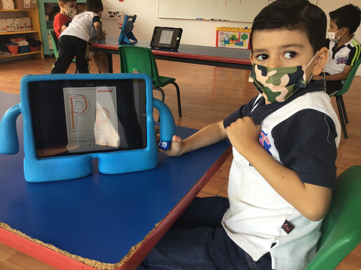 AlexandraIMI's tweet photo. First week of classes at IMI 📚@MexicoIngles @Knotion @AppleEDU https://t.co/LDIKUf1ZRK