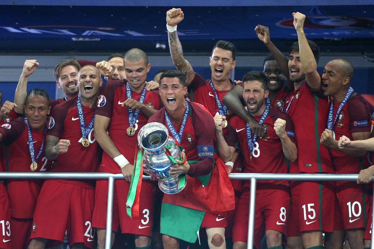 futebolfactory's tweet photo. How about José Fonte. Rejected by clubs in Portugal, rebuilt his career in lower divisions in England, promoted to EPL at 28, debut with Portugal at 30, European champion at 32, China, and now Ligue 1 champion at 37. What a whirlwind! https://t.co/YEJ7EjJpcT