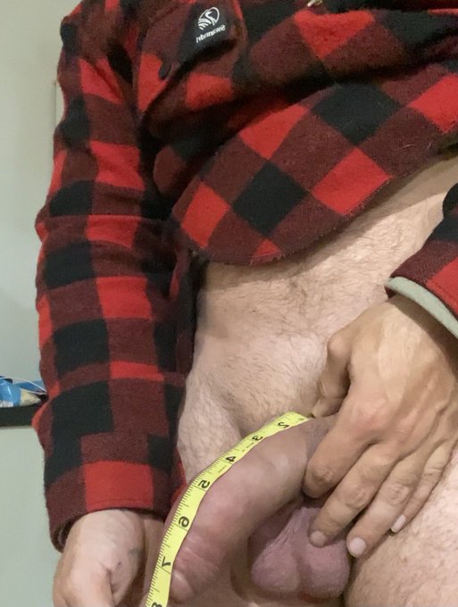 About time I showed you that length measurement 😉 7.5&rdquo; x 7.1&rdquo; https://t.co/Po7J7L4r7N